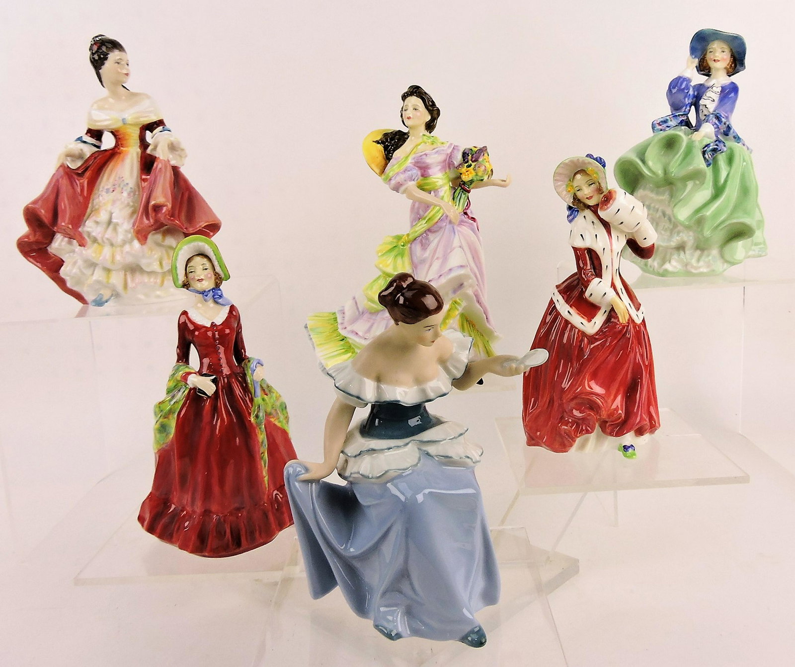 Royal Doulton lot of 5 lady figures: and 1 Royal Dux lady; HN2229, HN3478, HN1833, HN1982, HN1992, Royal Dux #239