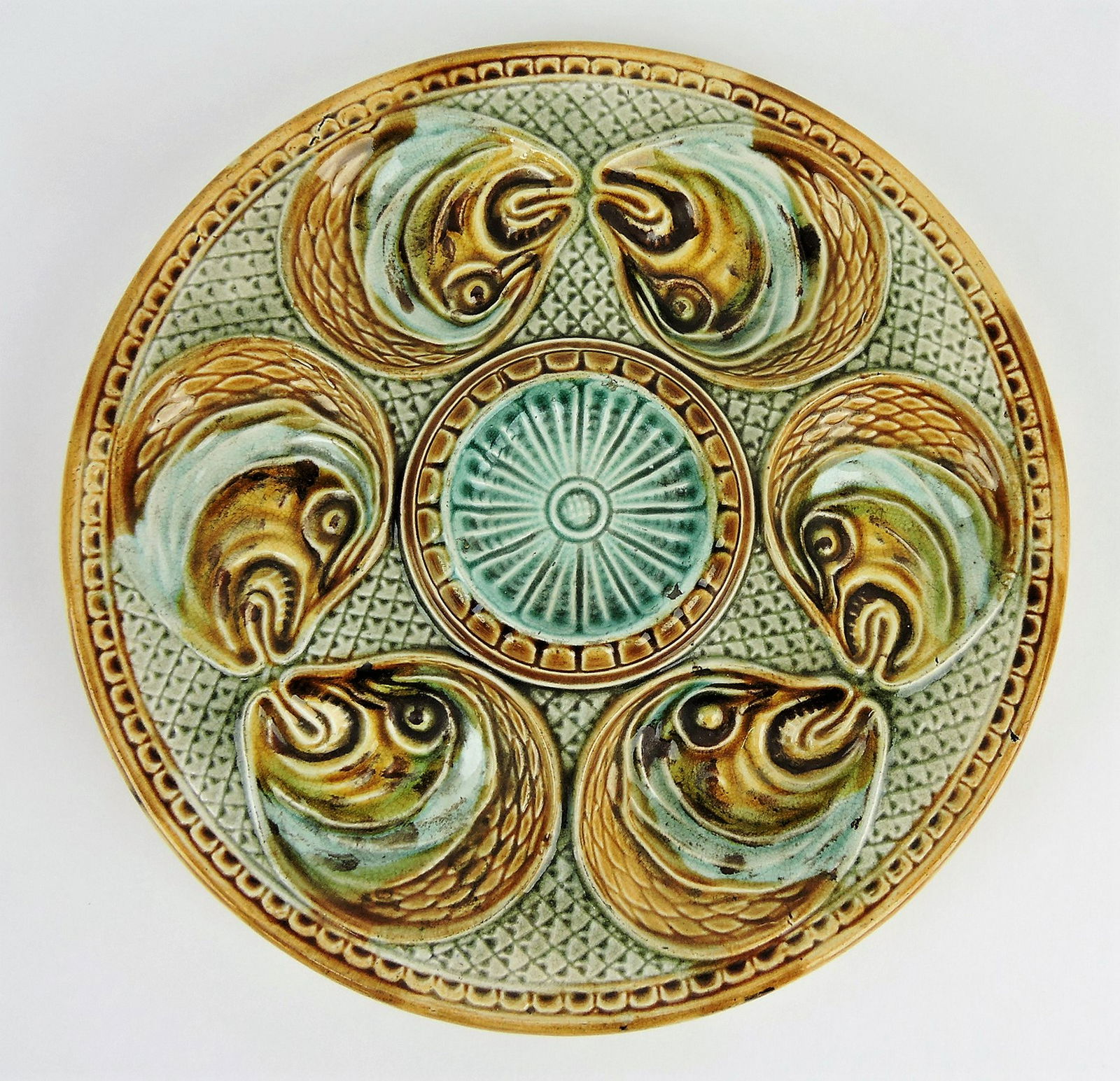French majolica 9" fish head oyster: plate