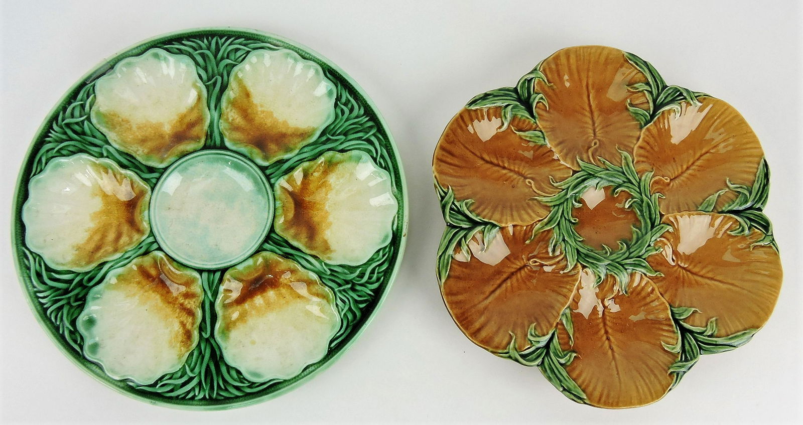 French majolica lot of 2 oyster plates: .