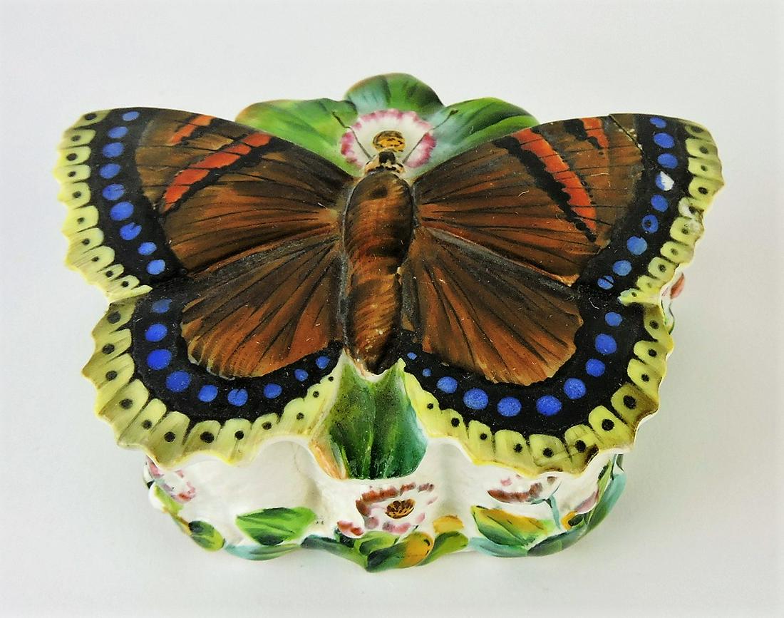 George Jones porcelain butterfly: patch box, repair to lid