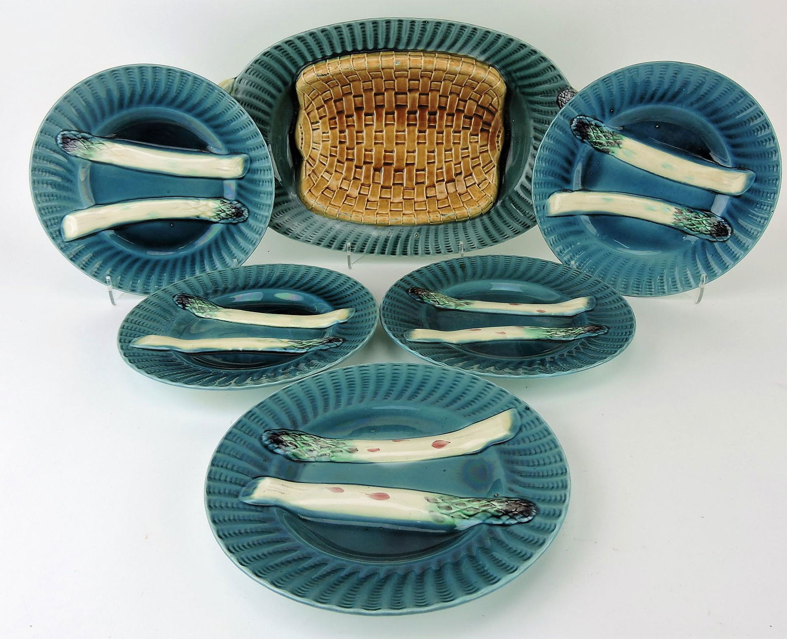 French majolica asparagus set;: platter (16 1/2") and 5 - 9" plates