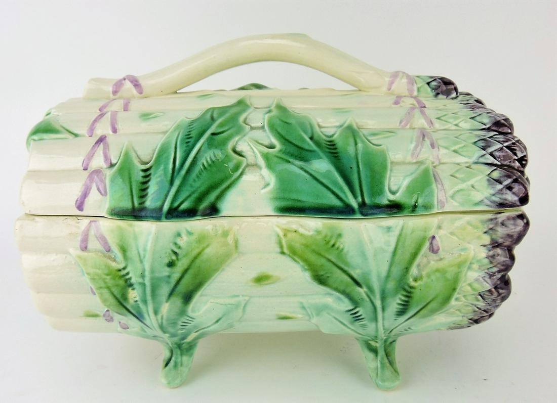 Majolica asparagus covered tureen,: 11"l, 8"h