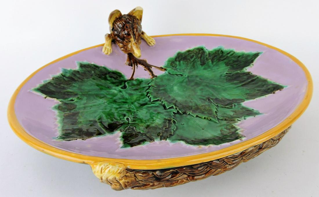 George Jones majolica server,: pink ground, fox handle, 10", loss to tip of one ear