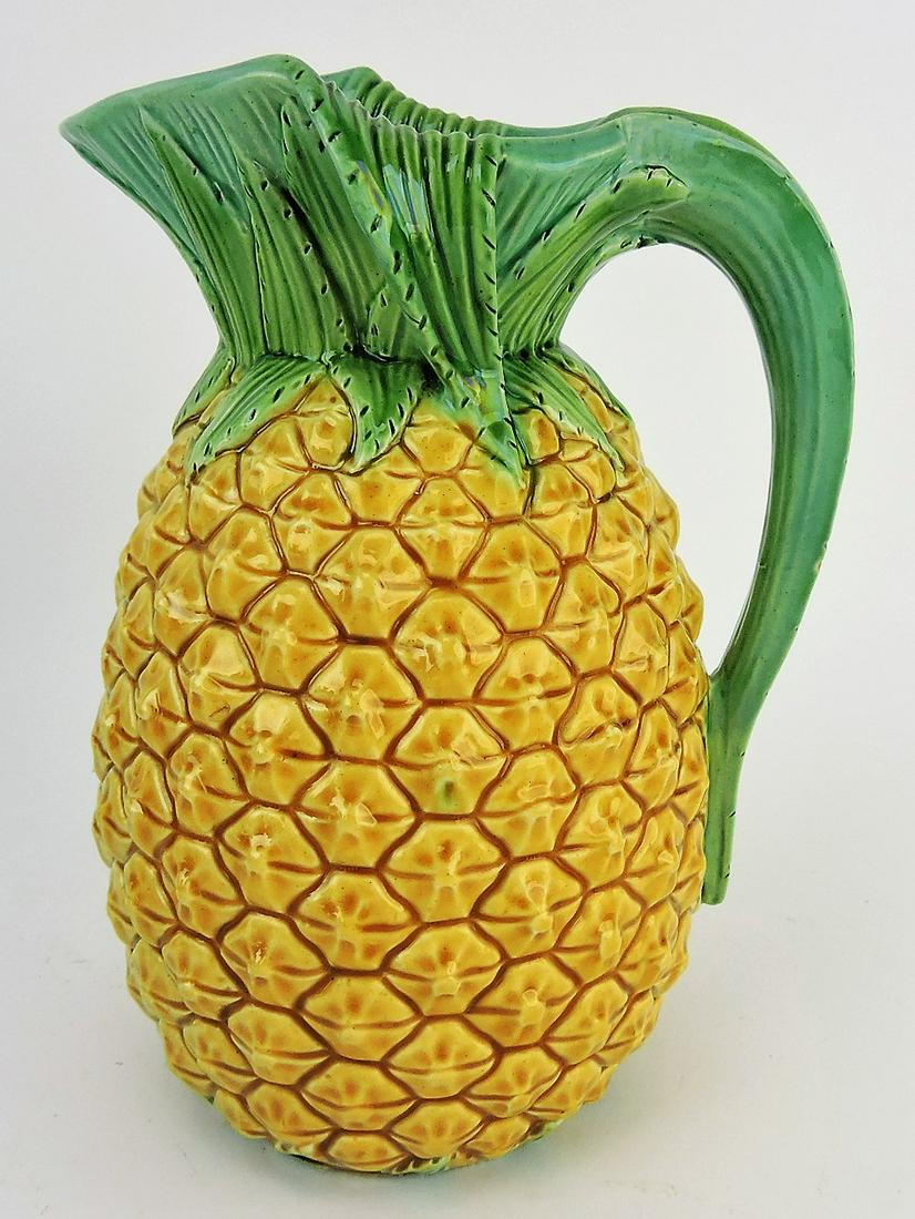 Minton majolica pineapple pitcher,: 7 3/4", nick to handle