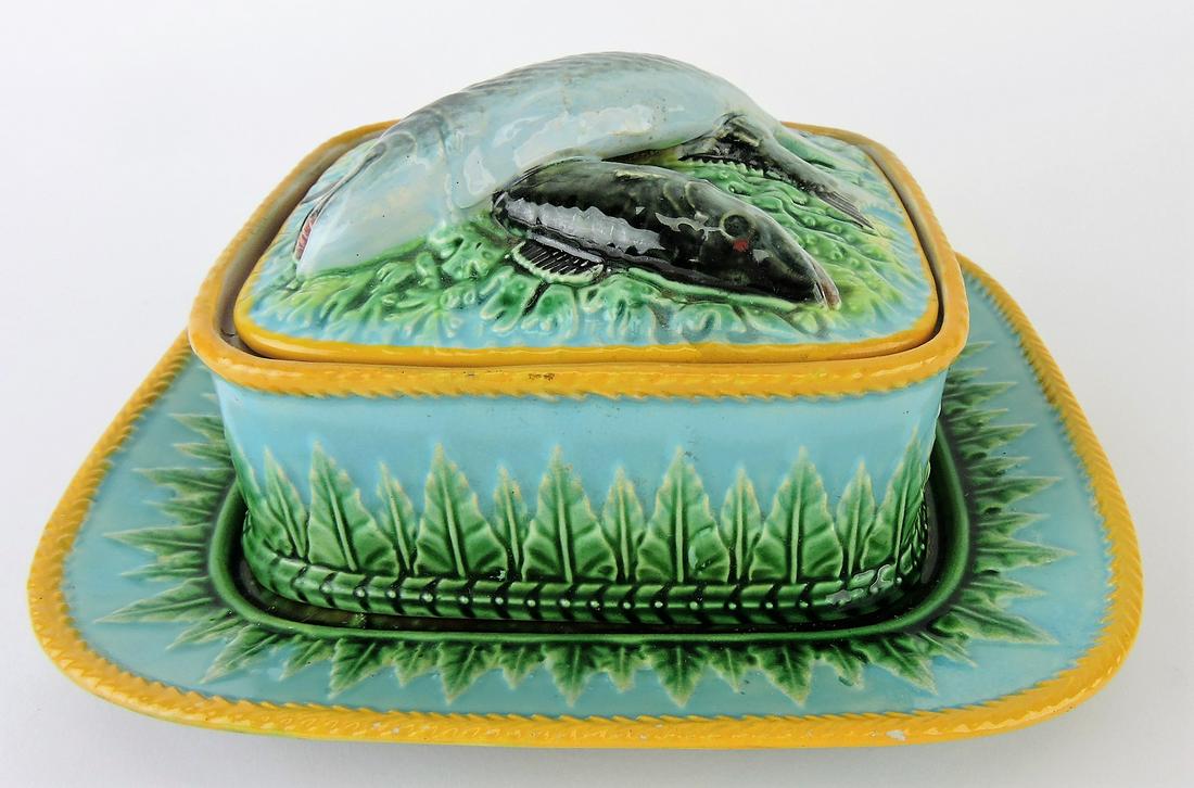 George Jones majolica turquoise: sardine box with acanthus leaves, repair to corners of lid and box, Karmason Collection