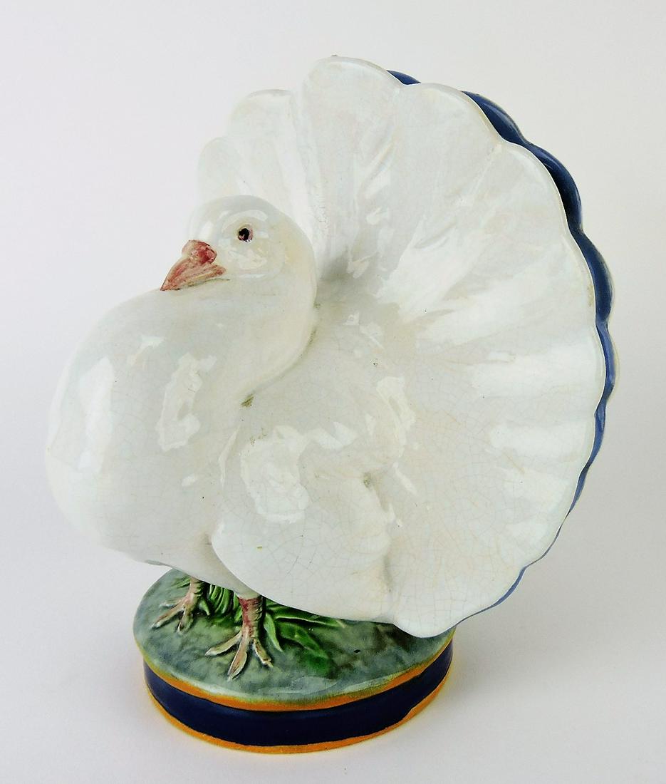 Minton majolica dove posey vase,: 6 1/2"
