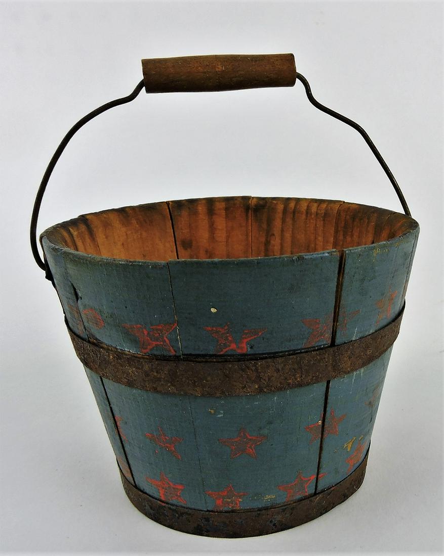 Early wooden small berry bucket with (1 of 2)