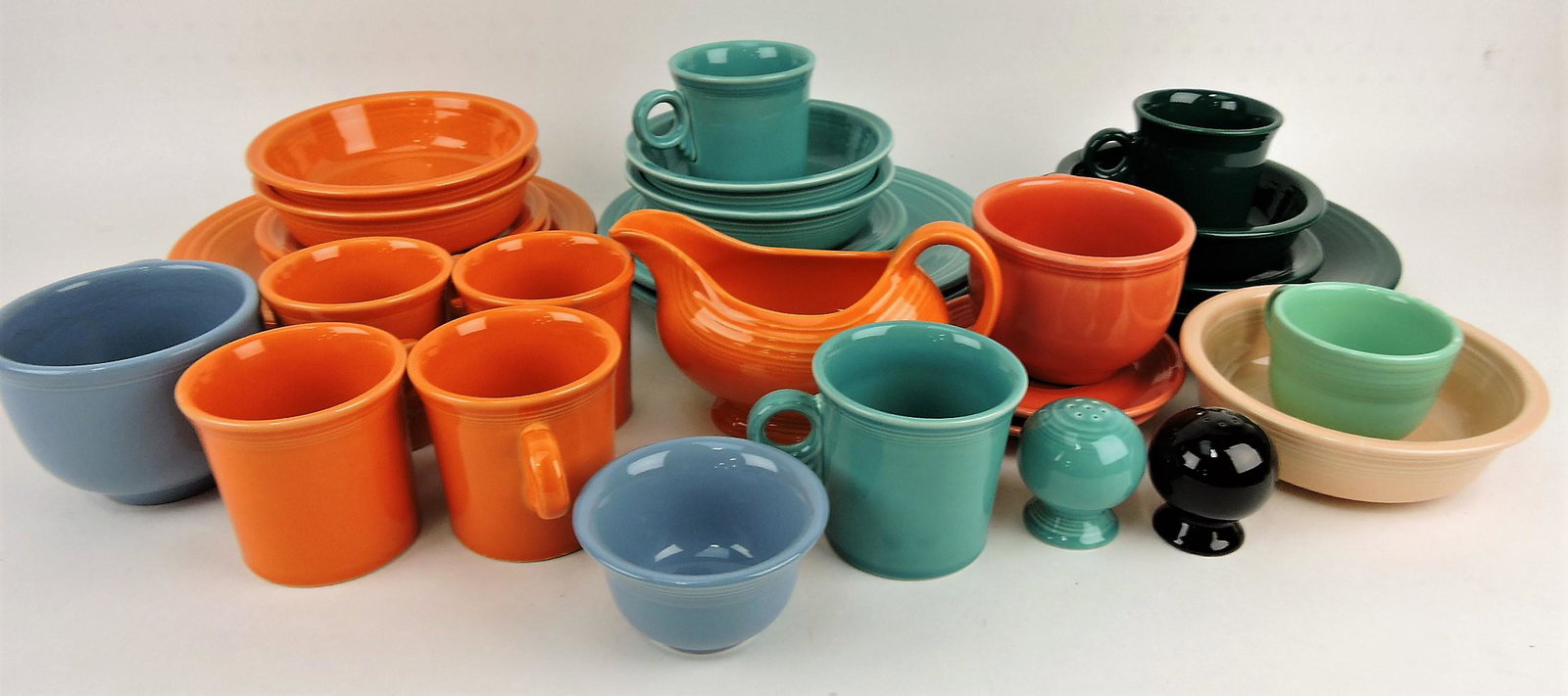 Fiesta Post 86 lot of 32 assorted: pieces, some wear