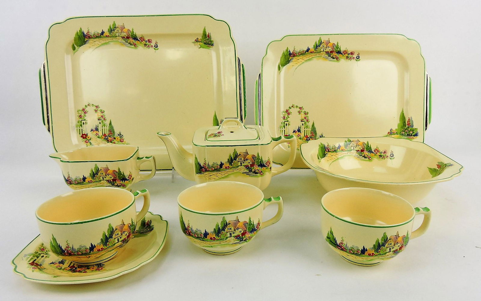 Fiesta English garden lot of 9 (1 of 1)