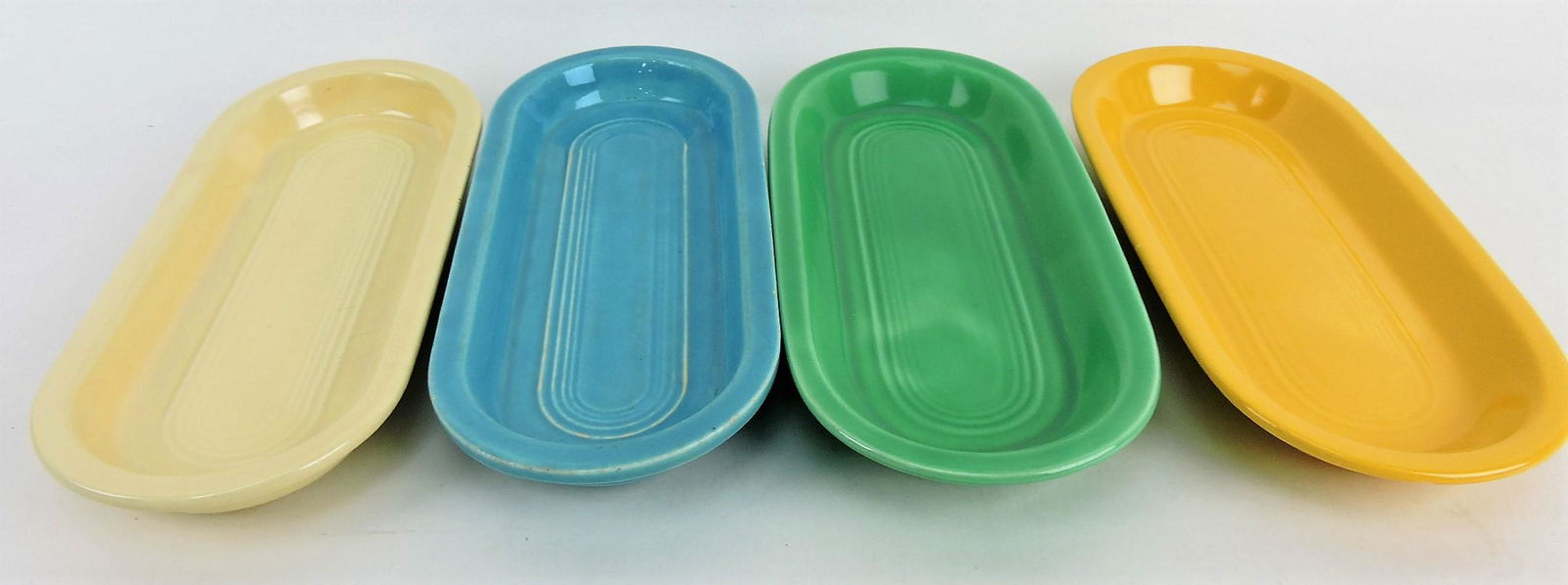 Fiesta utility tray group; ivory, turquoise (1 of 1)