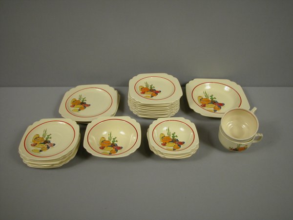 Fiesta Mexicana group - 3-7" plates, 11-6" pla
