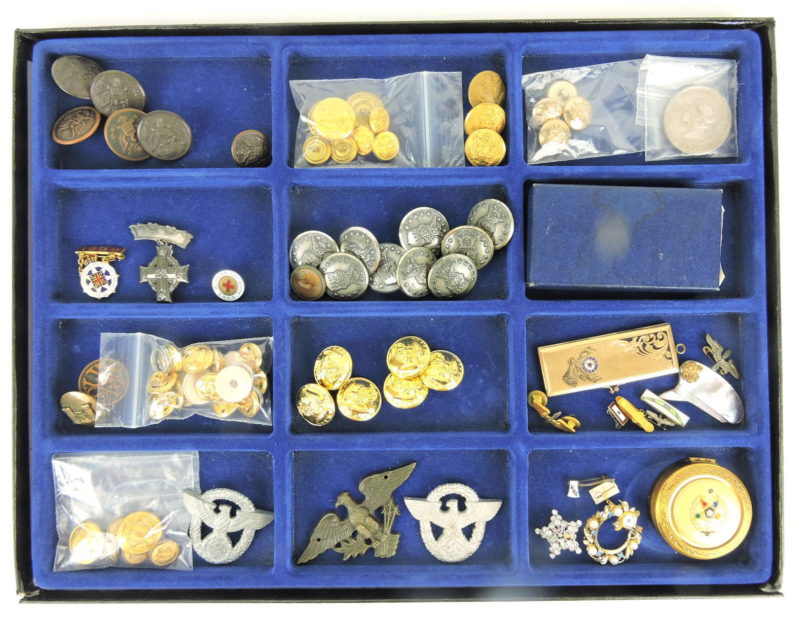Tray of military (U.S. and German) buttons (1 of 1)