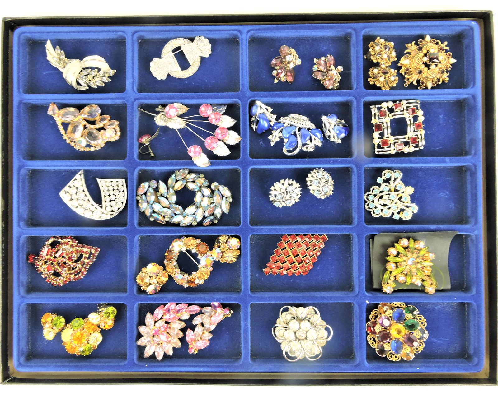 Jewelry tray of brooches and earrings; (1 of 1)