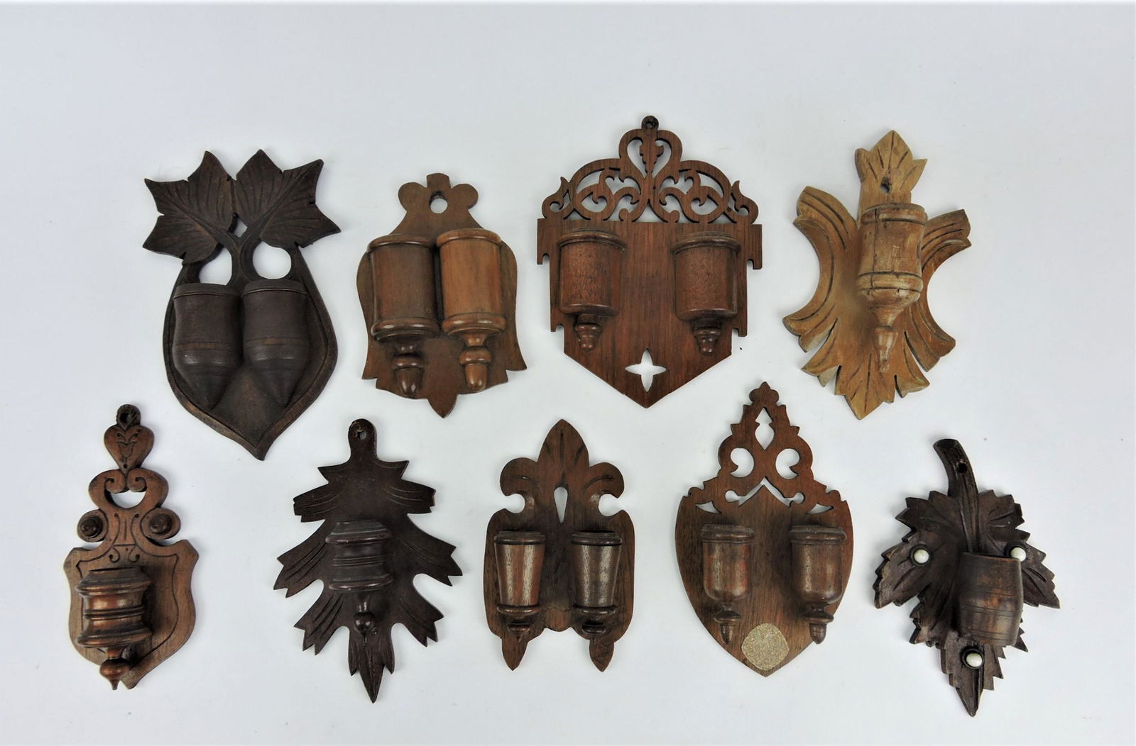 Walnut Victorian lot of 9 wall match (1 of 1)