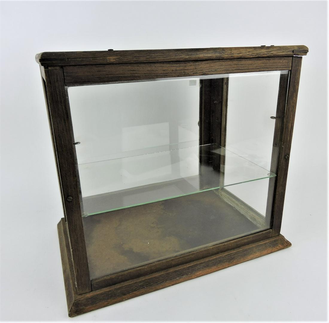 Country store oak glass countertop (1 of 1)