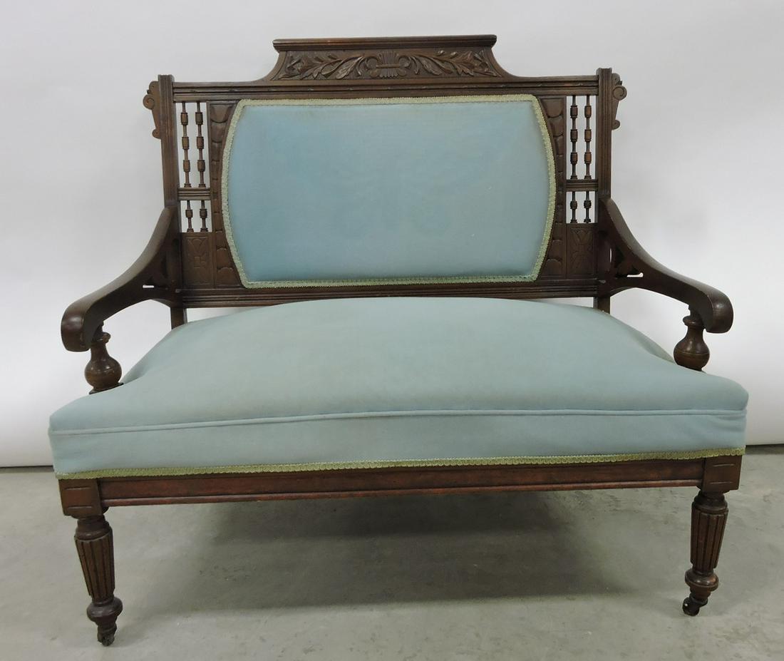 Victorian style loveseat (1 of 1)