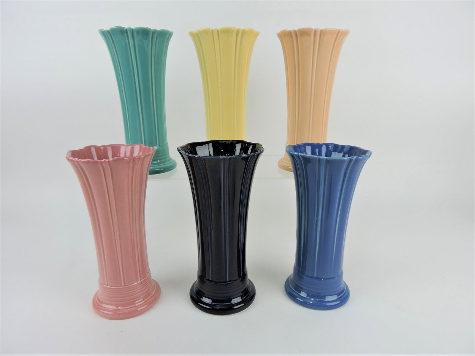 Fiesta Post 86 lot of 6 medium: vases
