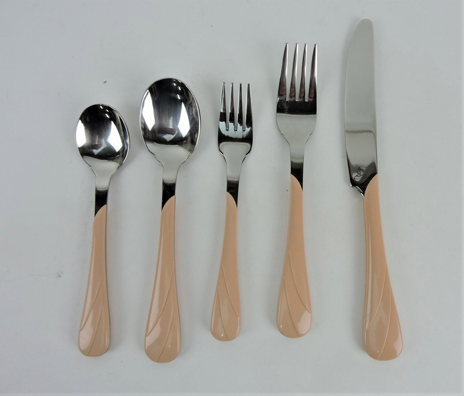 Fiesta Post 86 apricot lot of 8 - (1 of 1)