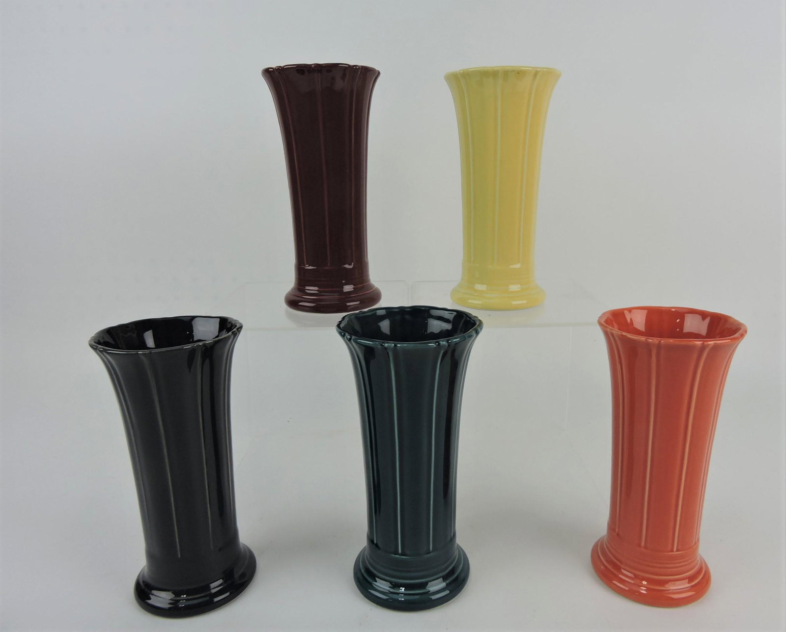 Fiesta Post 86 lot of 5 - 8" vases: .