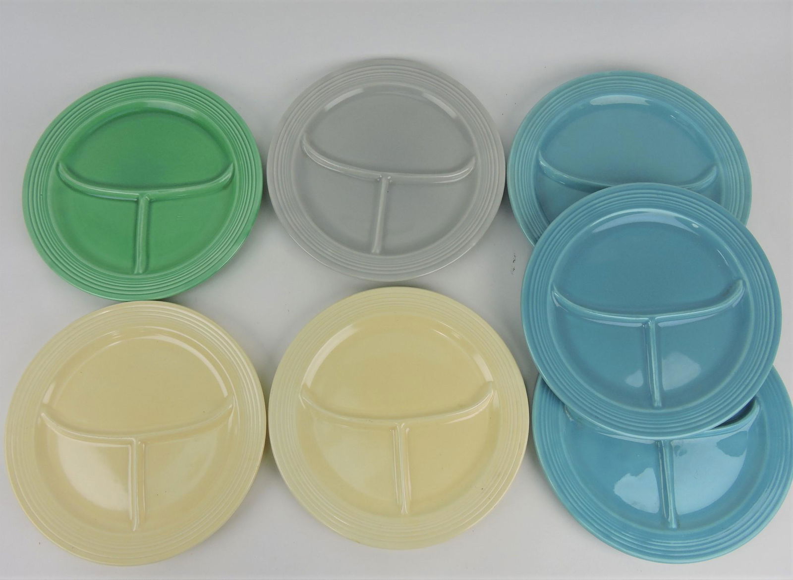Fiesta 10 1/2" compartment plate (1 of 1)