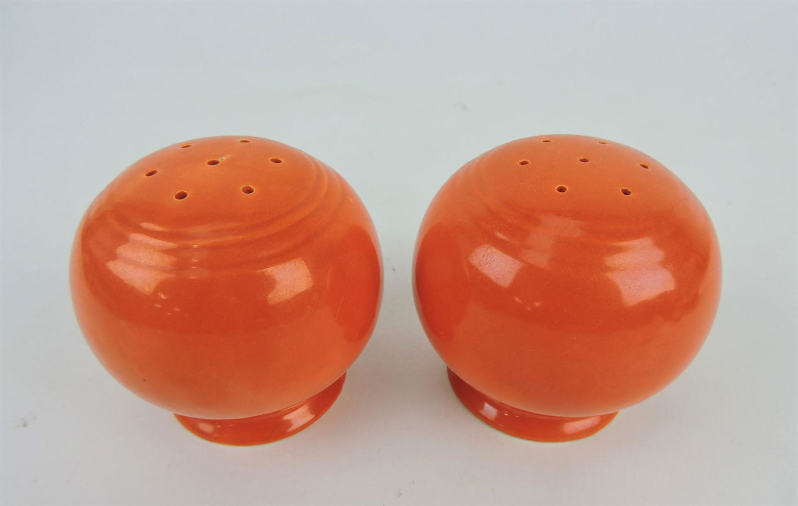 Fiesta Kitchen Kraft pair range shakers, (1 of 1)