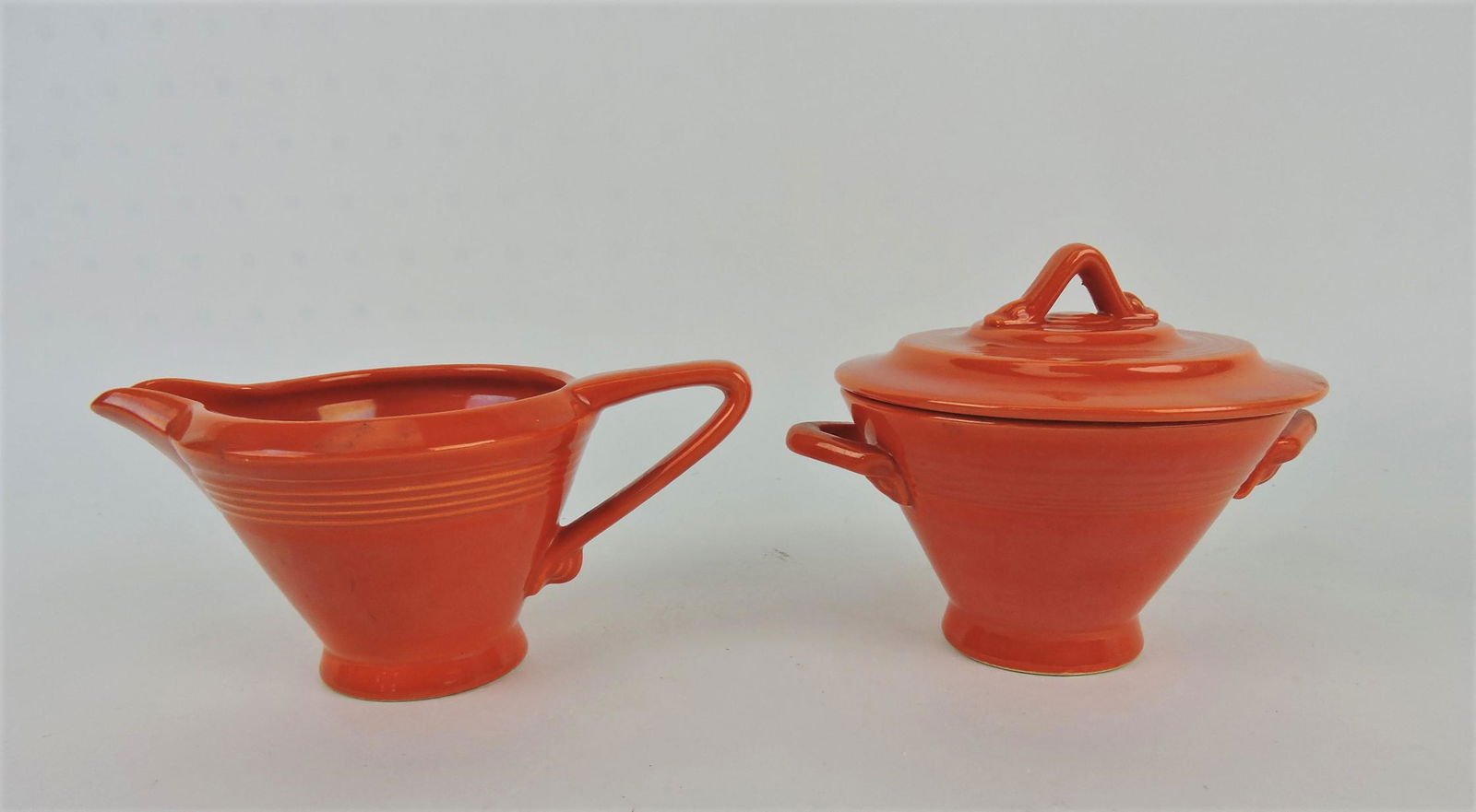 Fiesta Harlequin cream & sugar, (1 of 1)