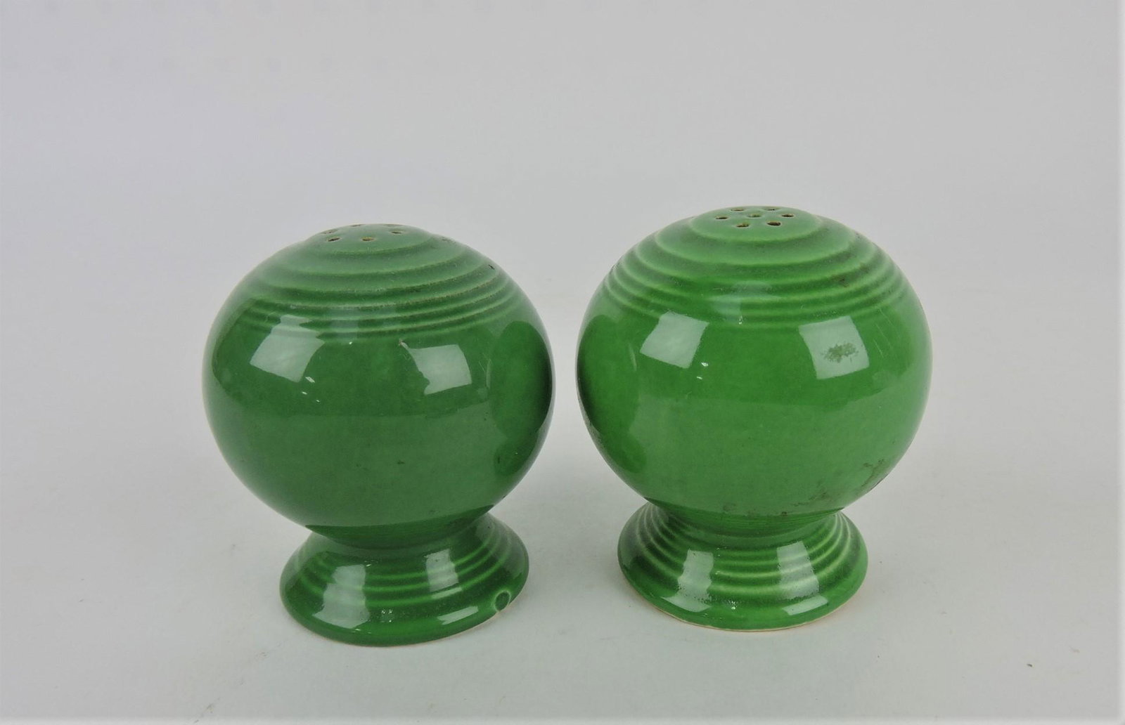 Fiesta salt & pepper, medium (1 of 1)