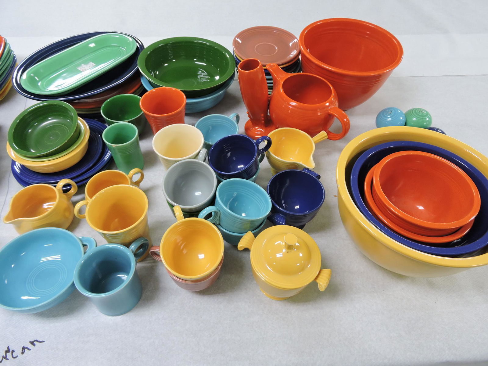 Fiesta lot of 63 pieces, various (1 of 1)