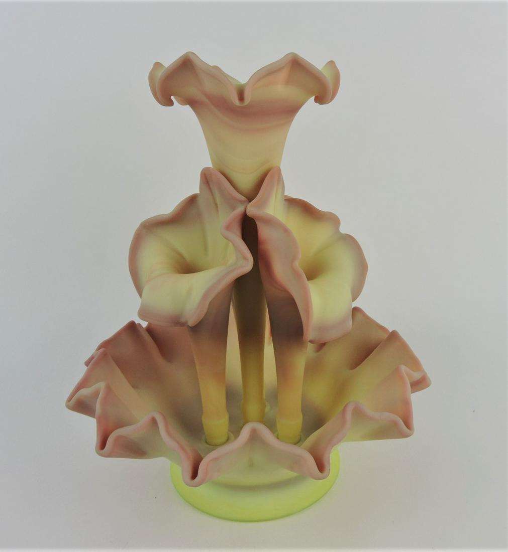 Fenton Burmese 4 horn epergne, 13"h,: 11"w