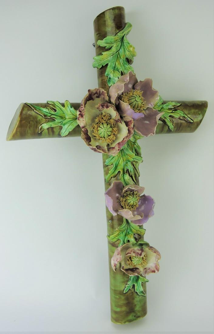 Majolica unusual large cross in form (1 of 1)