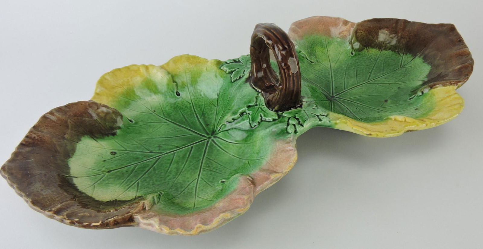 Majolica large geranium leaf two (1 of 1)