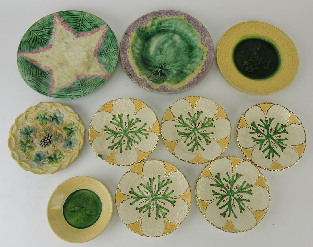 Etruscan majolica lot of 10 plates: and saucers, various condition