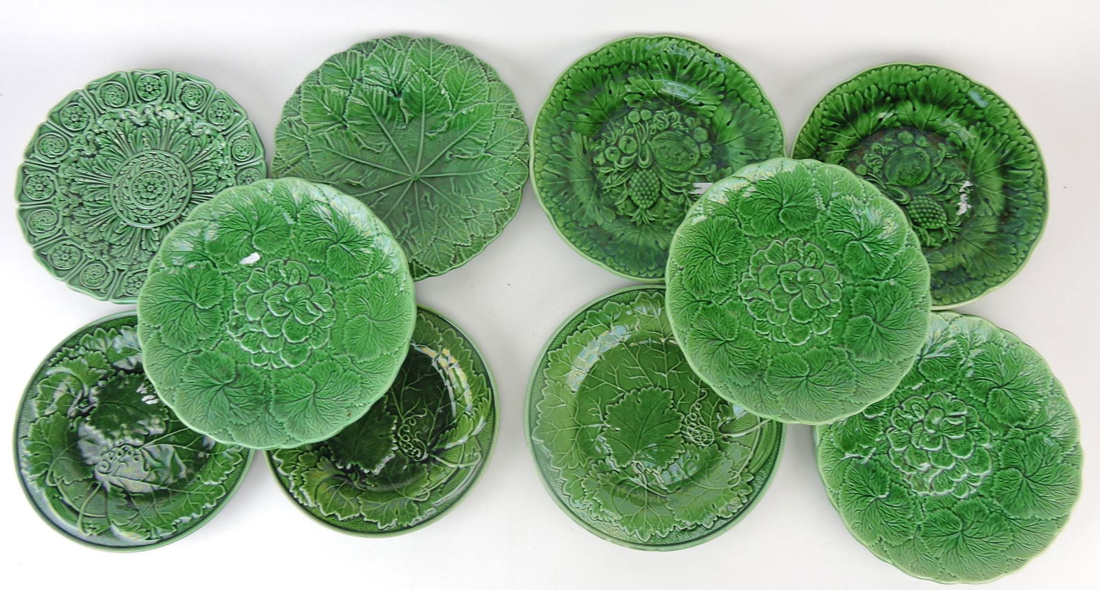 Majolica dark green lot of 10 plates, (1 of 1)