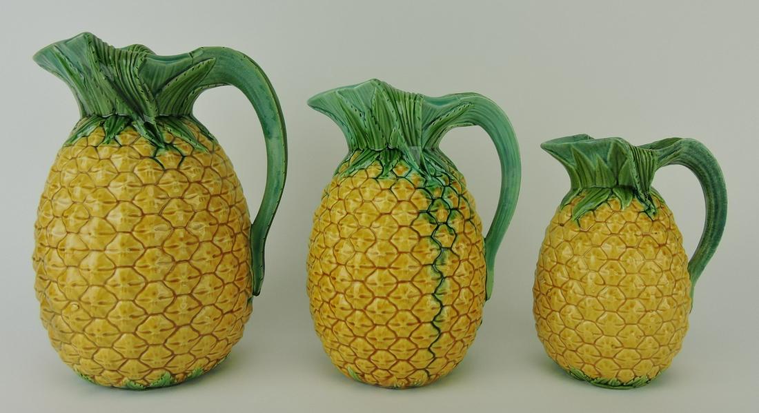 Minton majolica set of 3 graduated (1 of 1)