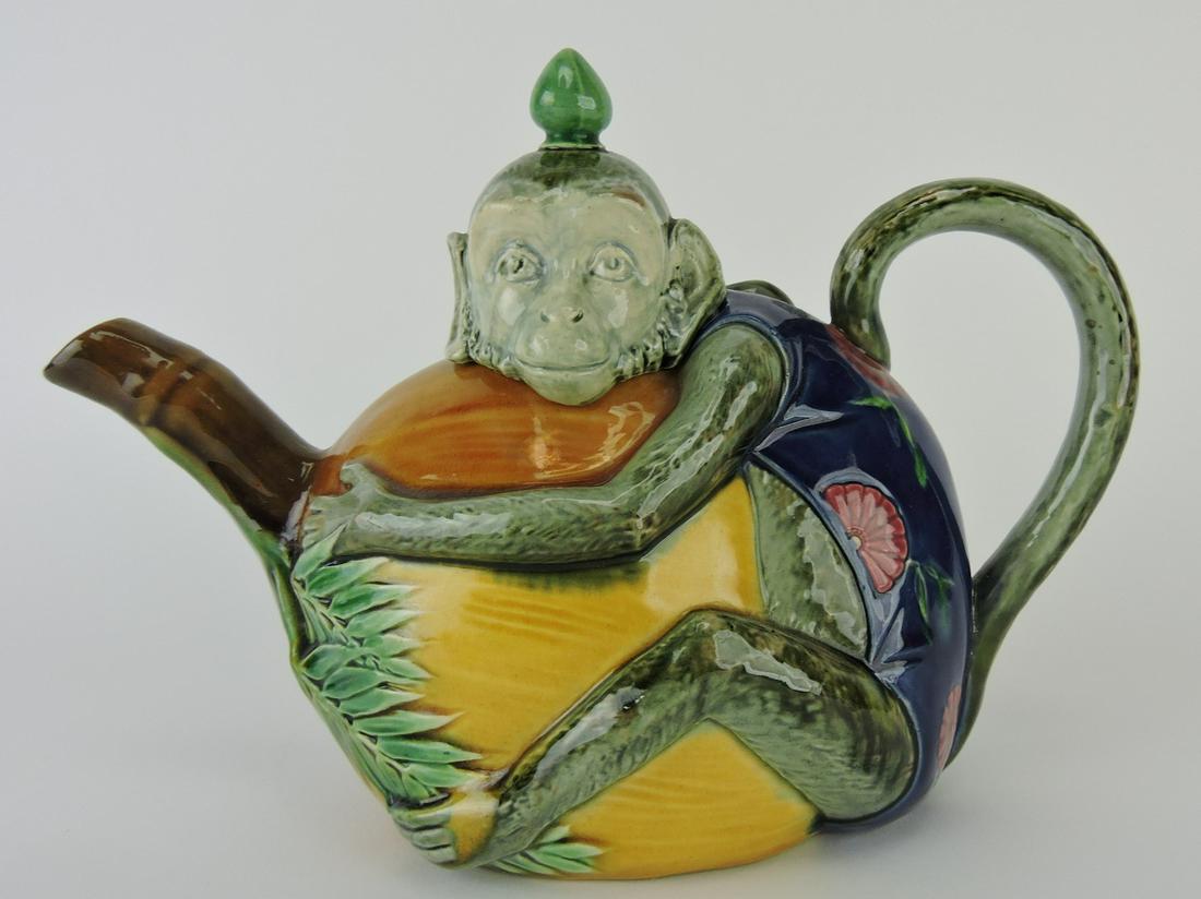 Minton majolica monkey and coconut (1 of 1)