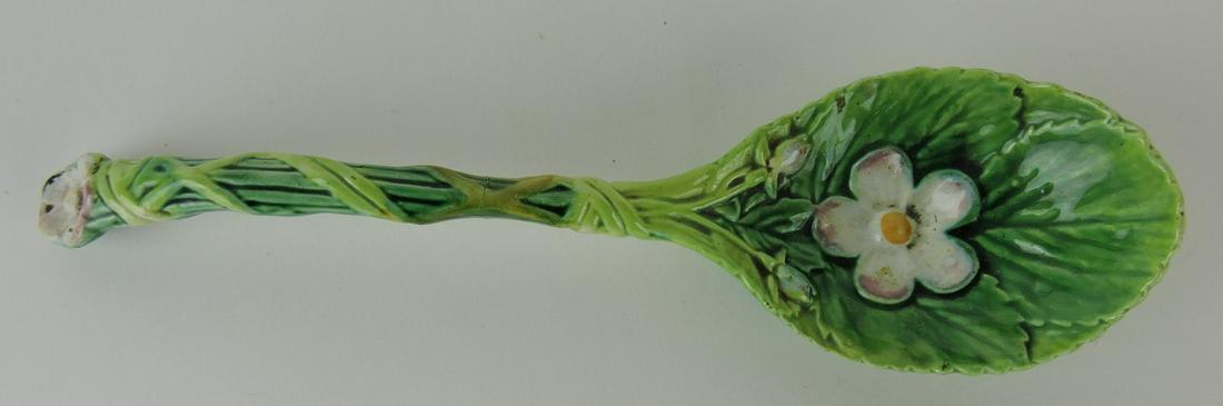 George Jones majolica strawberry: serving spoon, handle repair