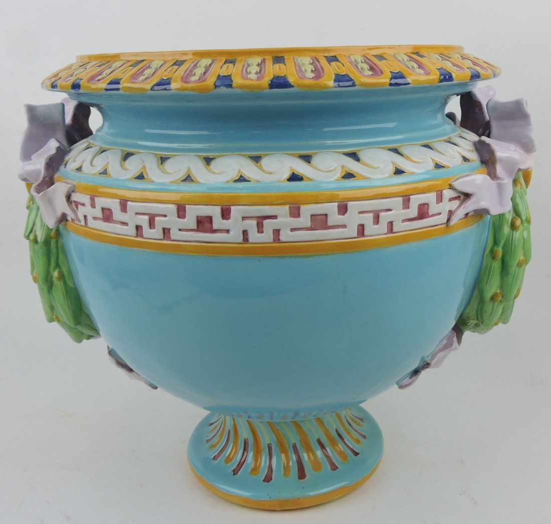 Minton majolica turquoise laurel leaf (1 of 2)