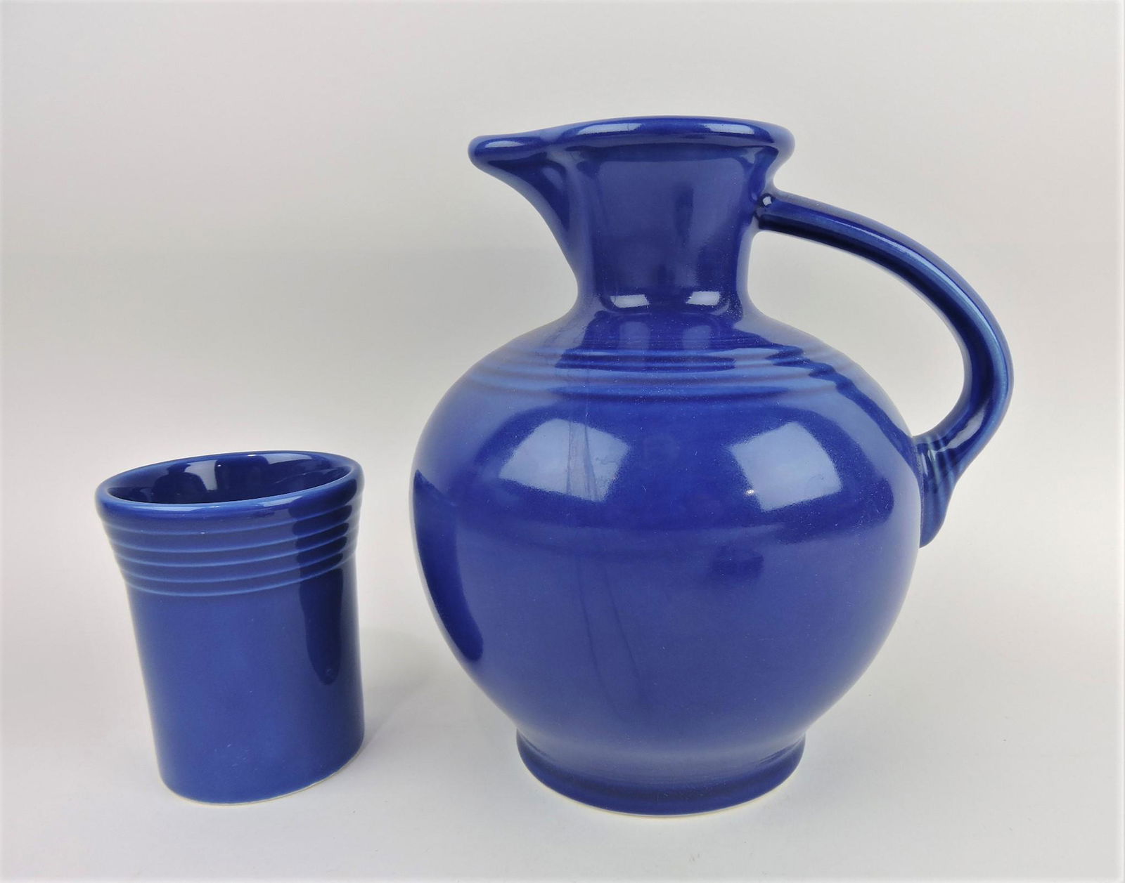 Fiesta Post 86 sapphire carafe and (1 of 1)