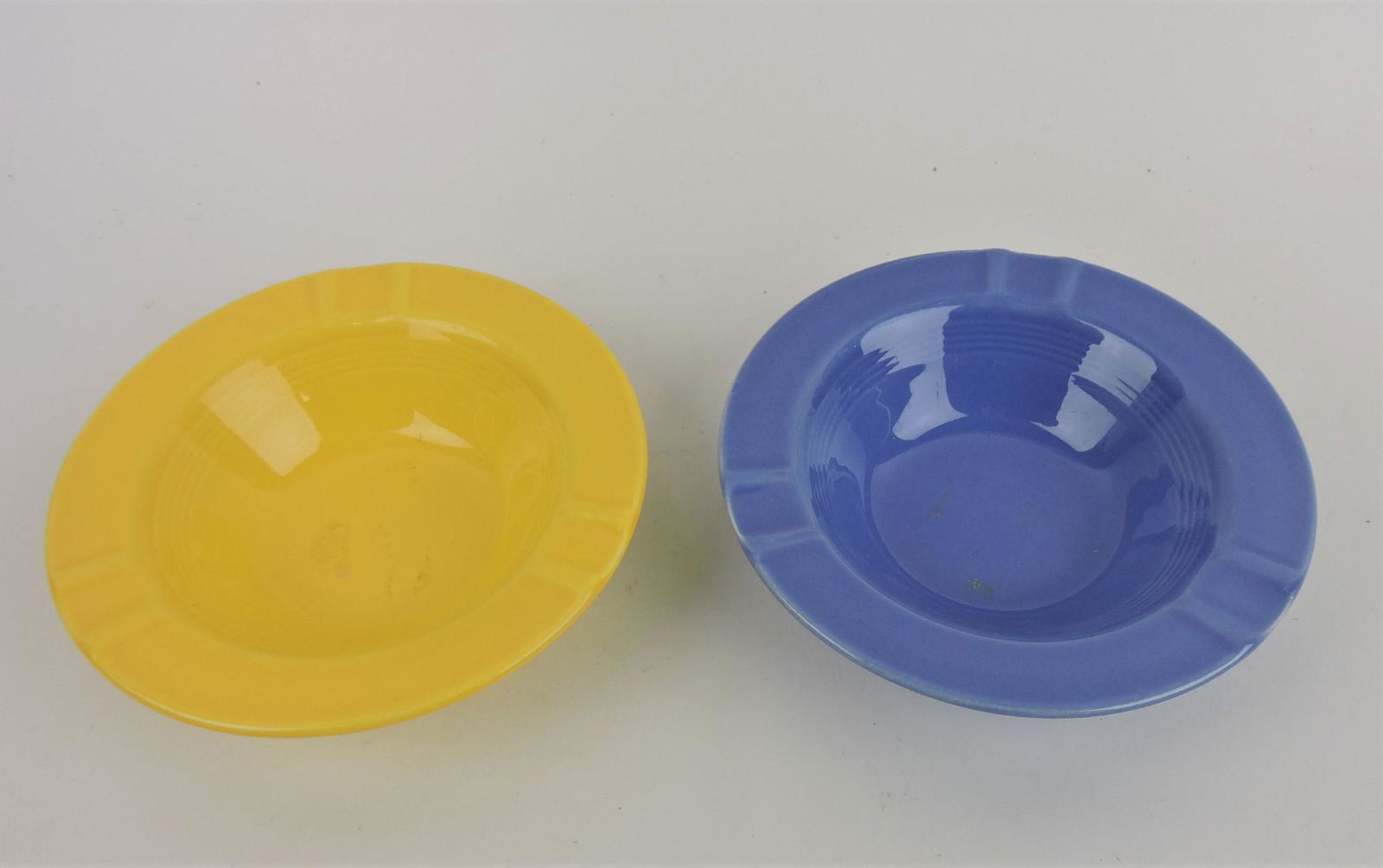 Fiesta Harlequin ashtray group; (1 of 1)