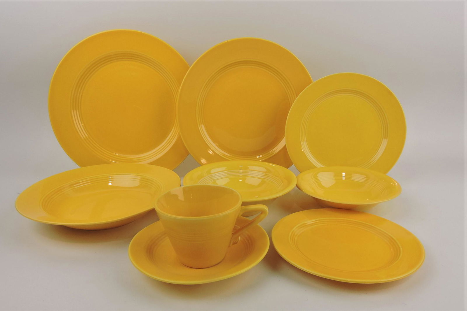 Fiesta Harlequin yellow 9 piece (1 of 1)