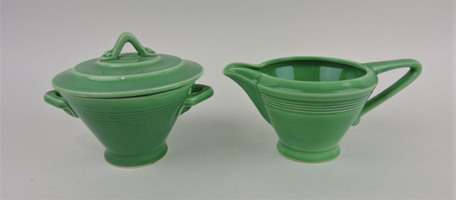 Fiesta Harlequin cream & sugar, (1 of 1)