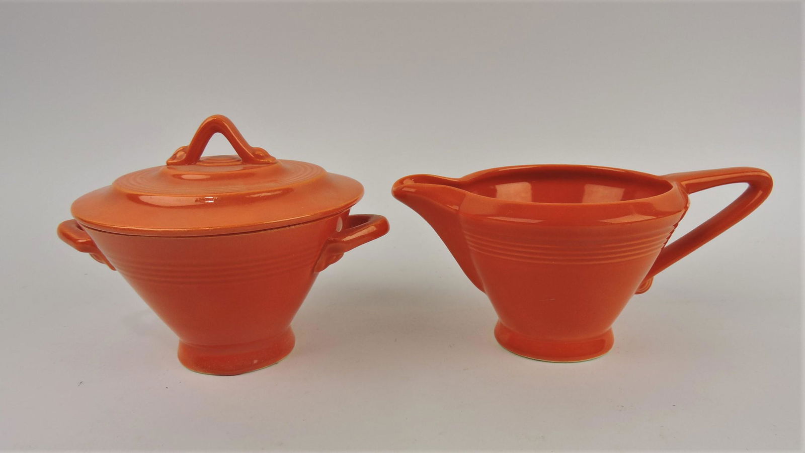 Fiesta Harlequin cream & sugar, (1 of 1)