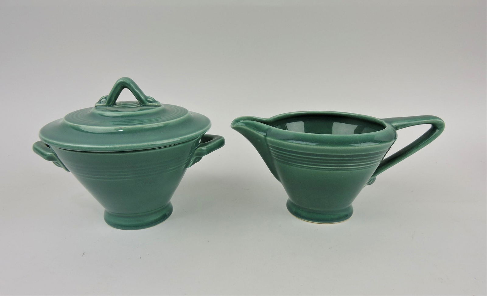 Fiesta Harlequin cream & sugar, (1 of 1)