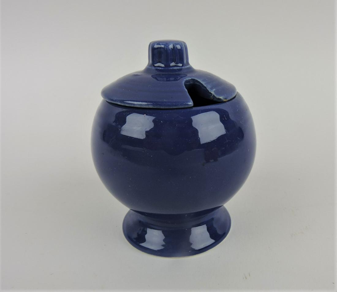 Fiesta mustard, cobalt, lid rim (1 of 1)