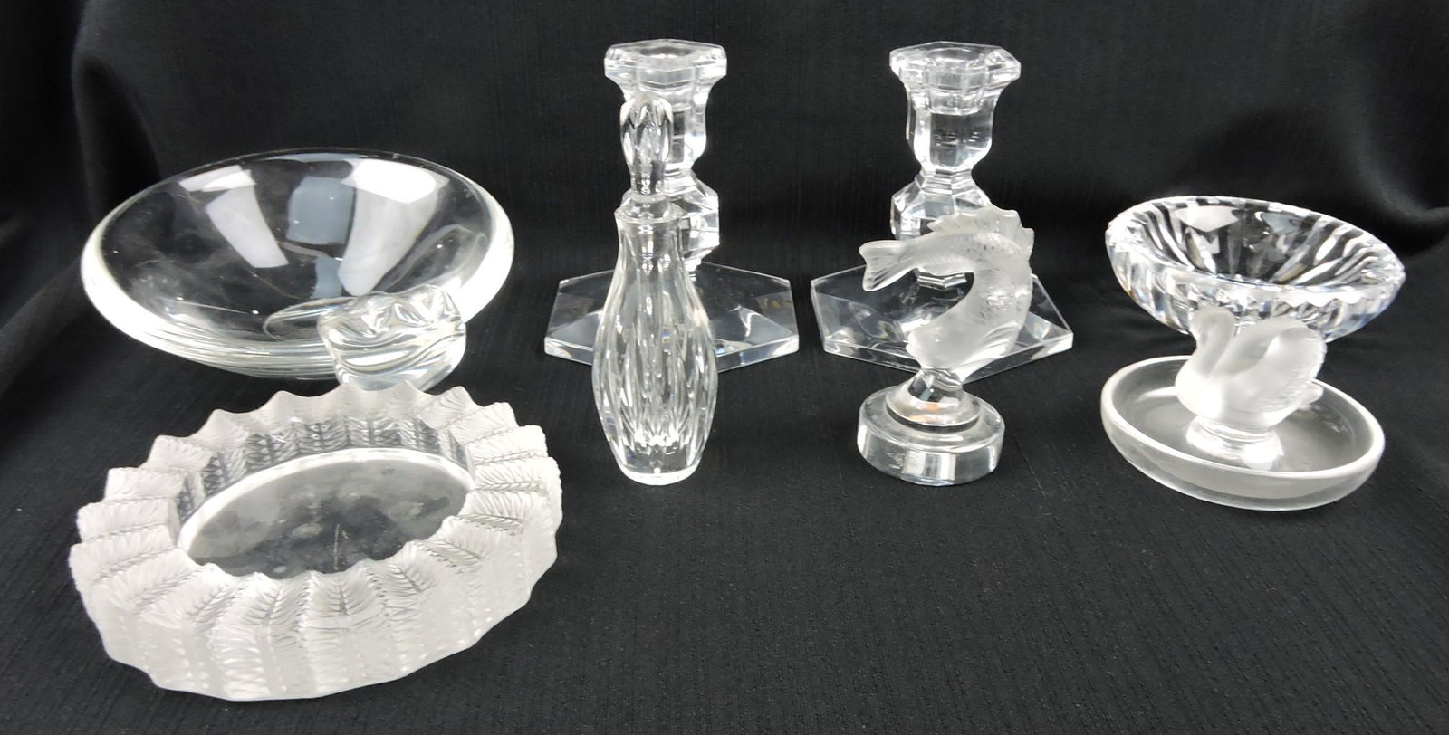 Crystal lot of 8 pieces: Lalique dolphin: and swan, Steuben ashtray, Val St. Lambert candle holders, and more