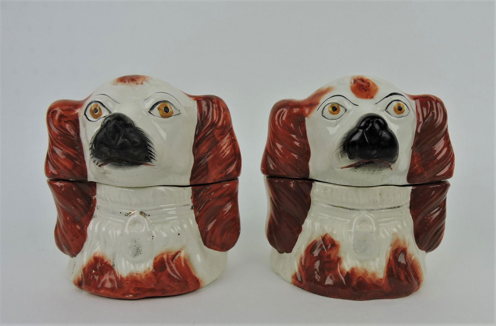 Staffordshire lot of 2 russet spaniel (1 of 1)