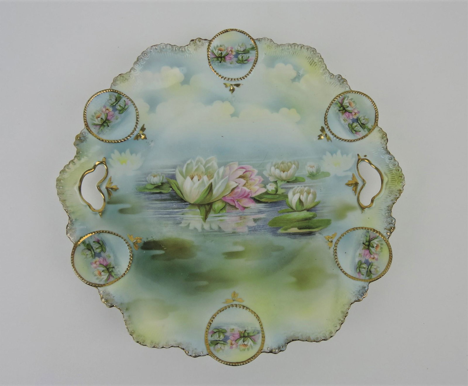 R.S Prussia Waterlilies 11" cake plate: medallion mold