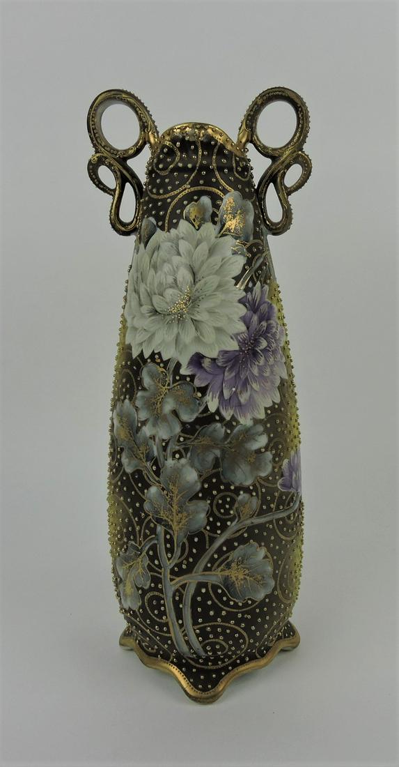 Nippon two handled vase with dahlia (1 of 1)