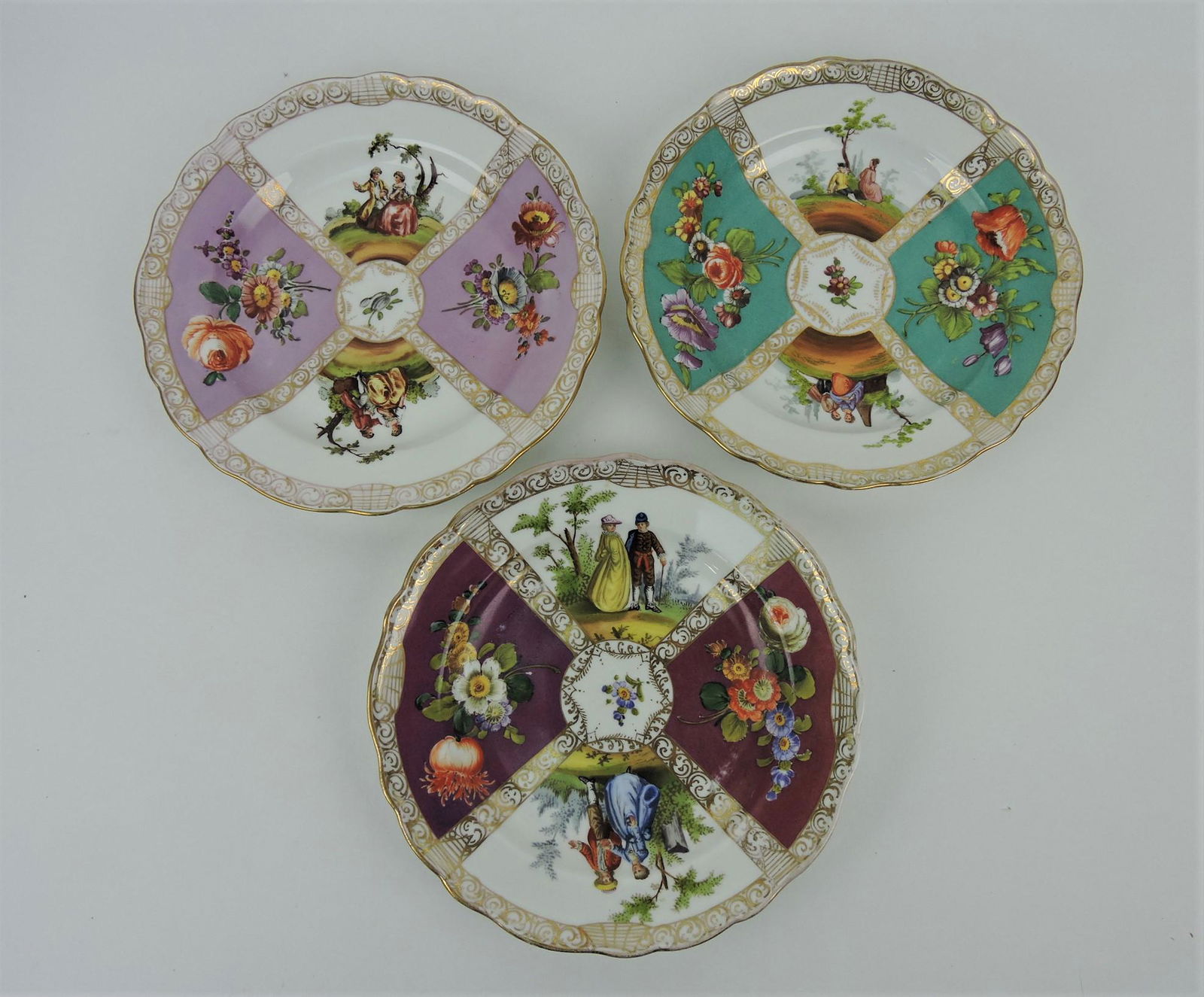 Meissen set of 3 - 8 7/8" tri-foil plates (1 of 2)