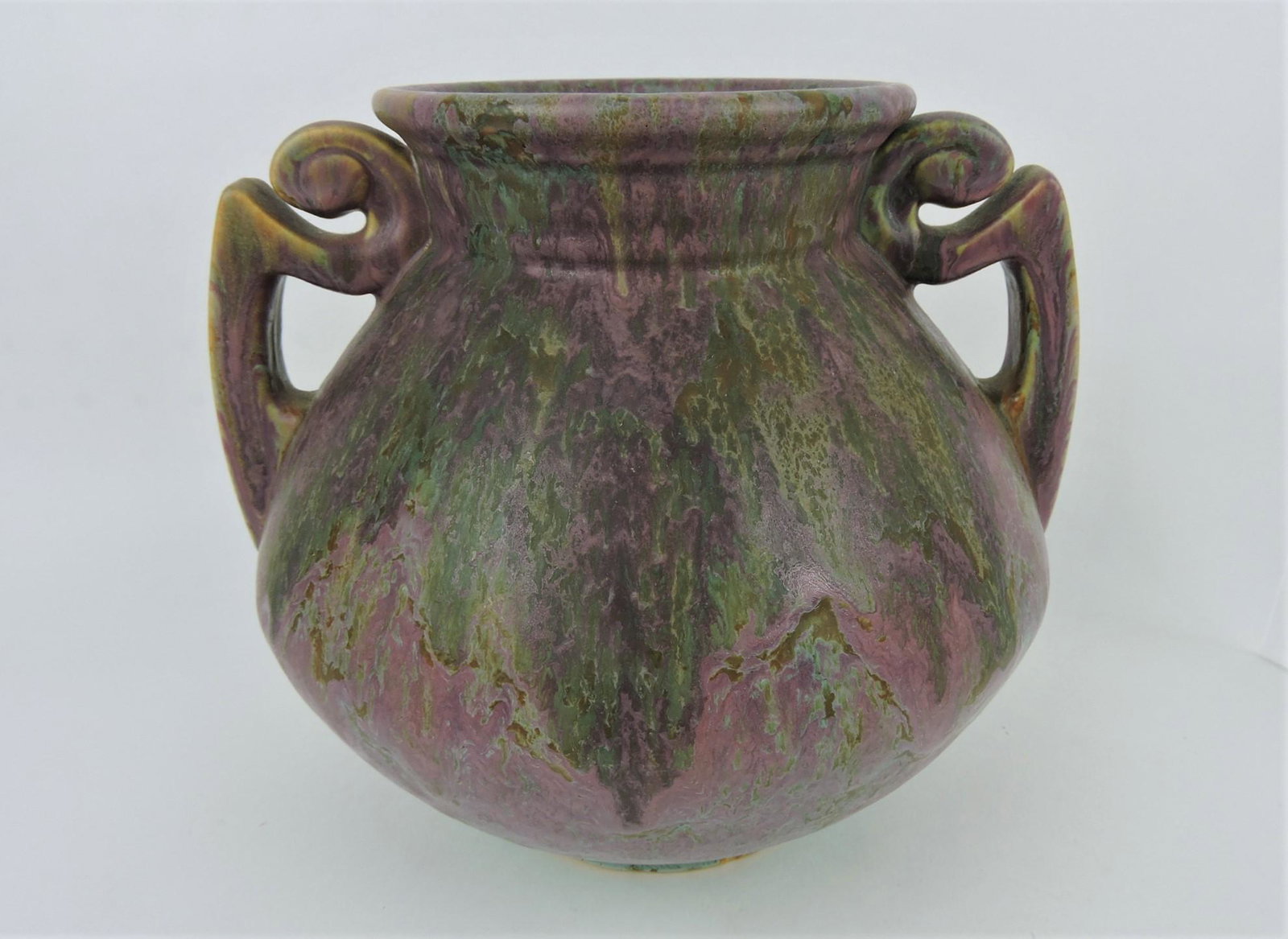Roseville Carnelian II vase, 8": .